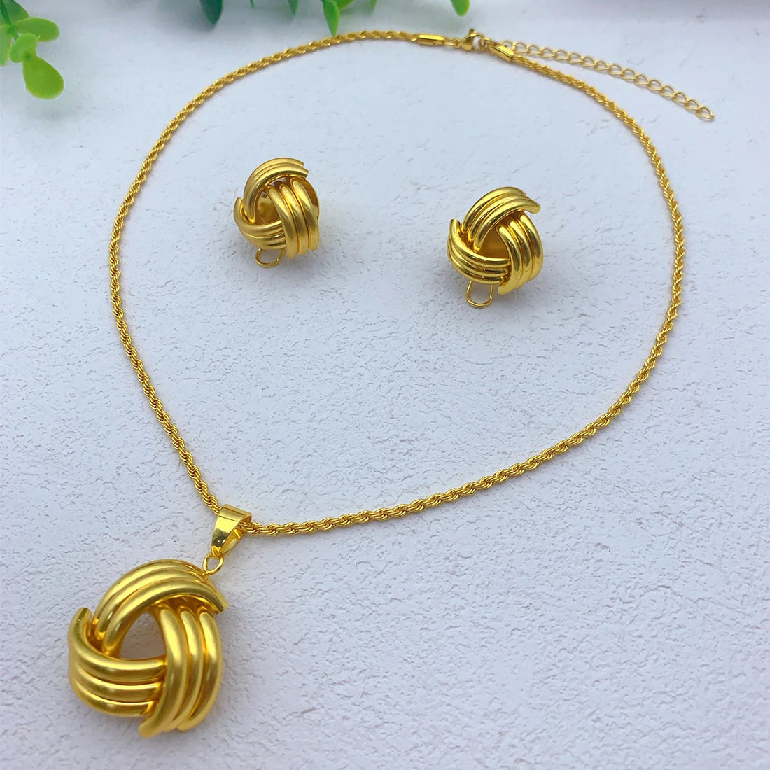 Gold Color Necklace and Earrings Set For Women Indian Dubai 24K Jewelry Set Two Piece Jewelry Wholesale Party Gifts